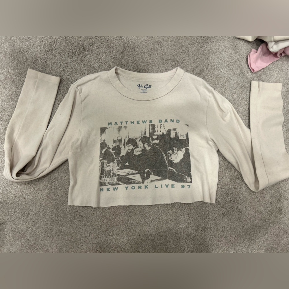 Brandy Melville Dave Matthew’s Band long sleeve tee